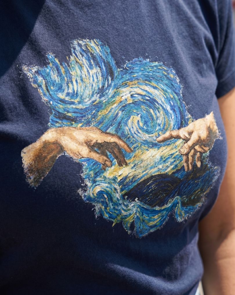 Hands of Persia T-shirt Women&
